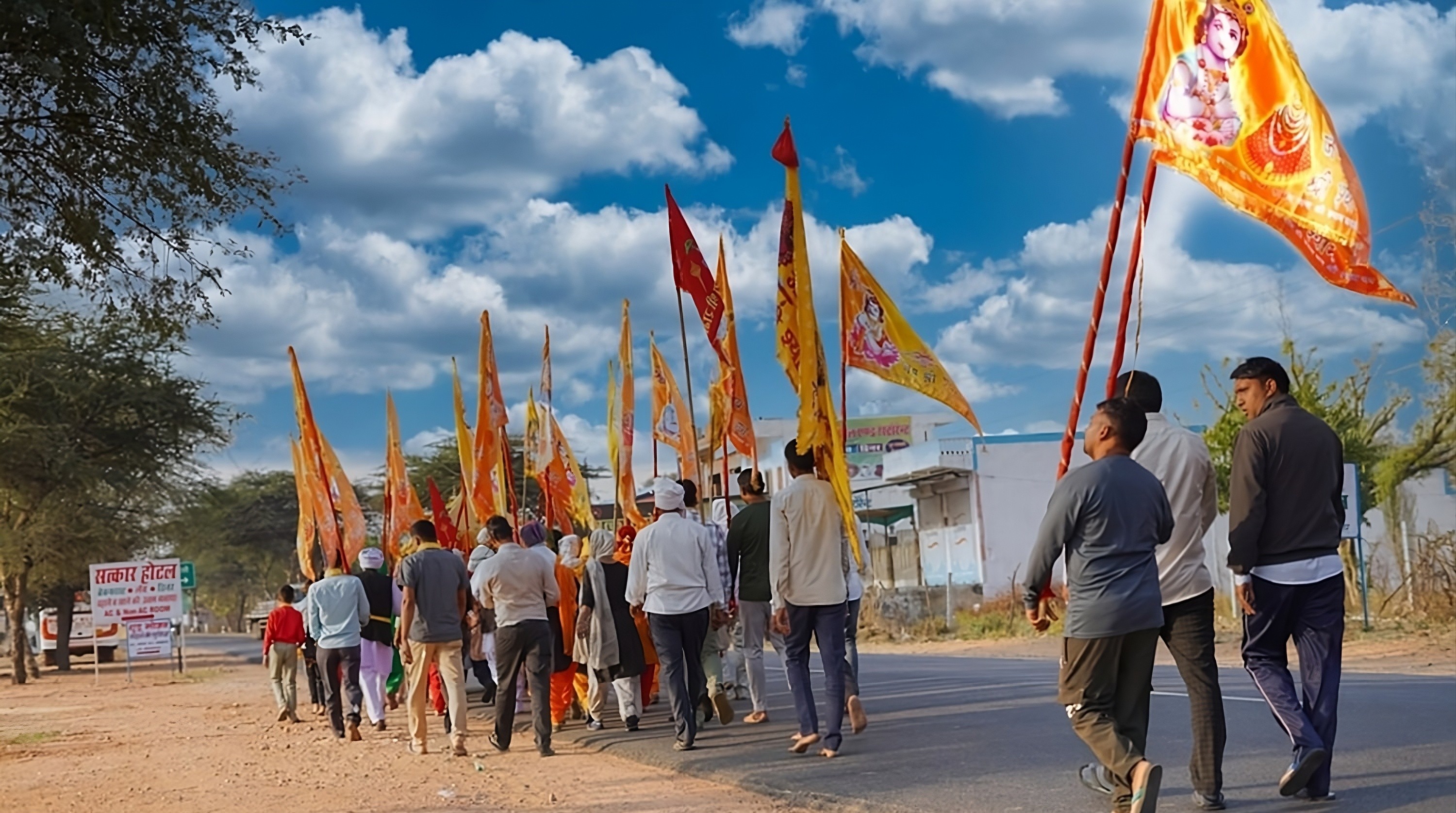 श्री खाटू श्याम जी - दिव्य स्वरूप